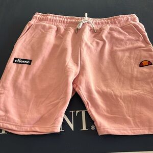 Ellesse mens size medium